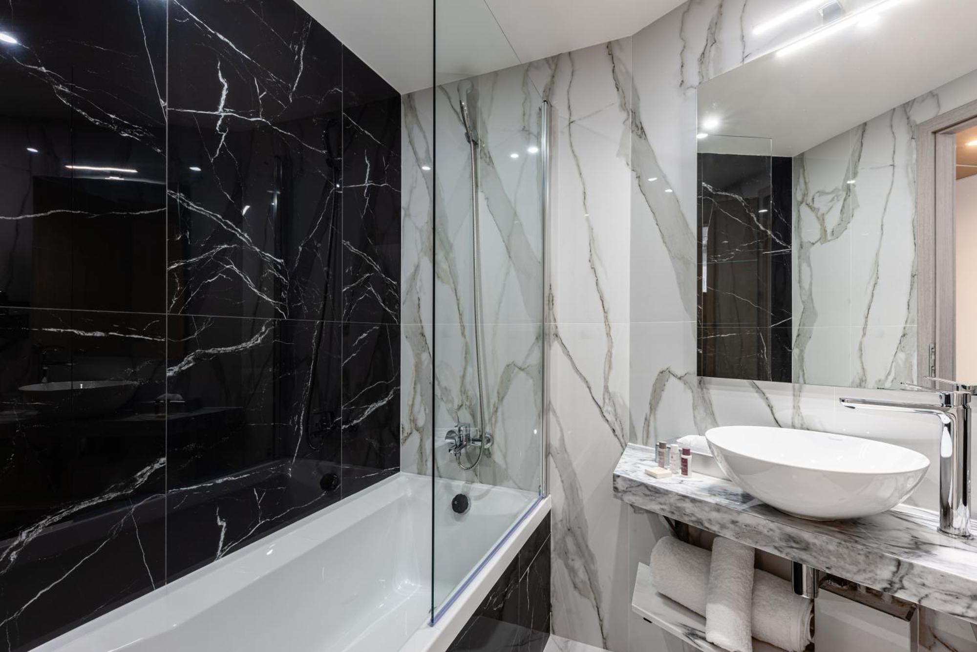 Brit Hotel Privilege Paris Rosny-Sous-Bois Dış mekan fotoğraf