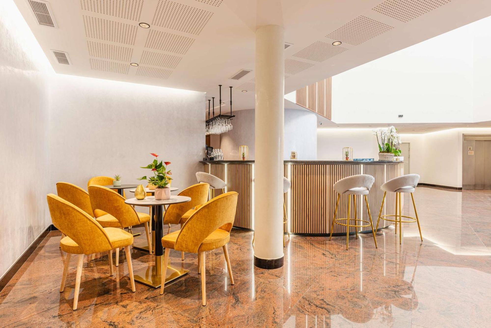 Brit Hotel Privilege Paris Rosny-Sous-Bois Dış mekan fotoğraf